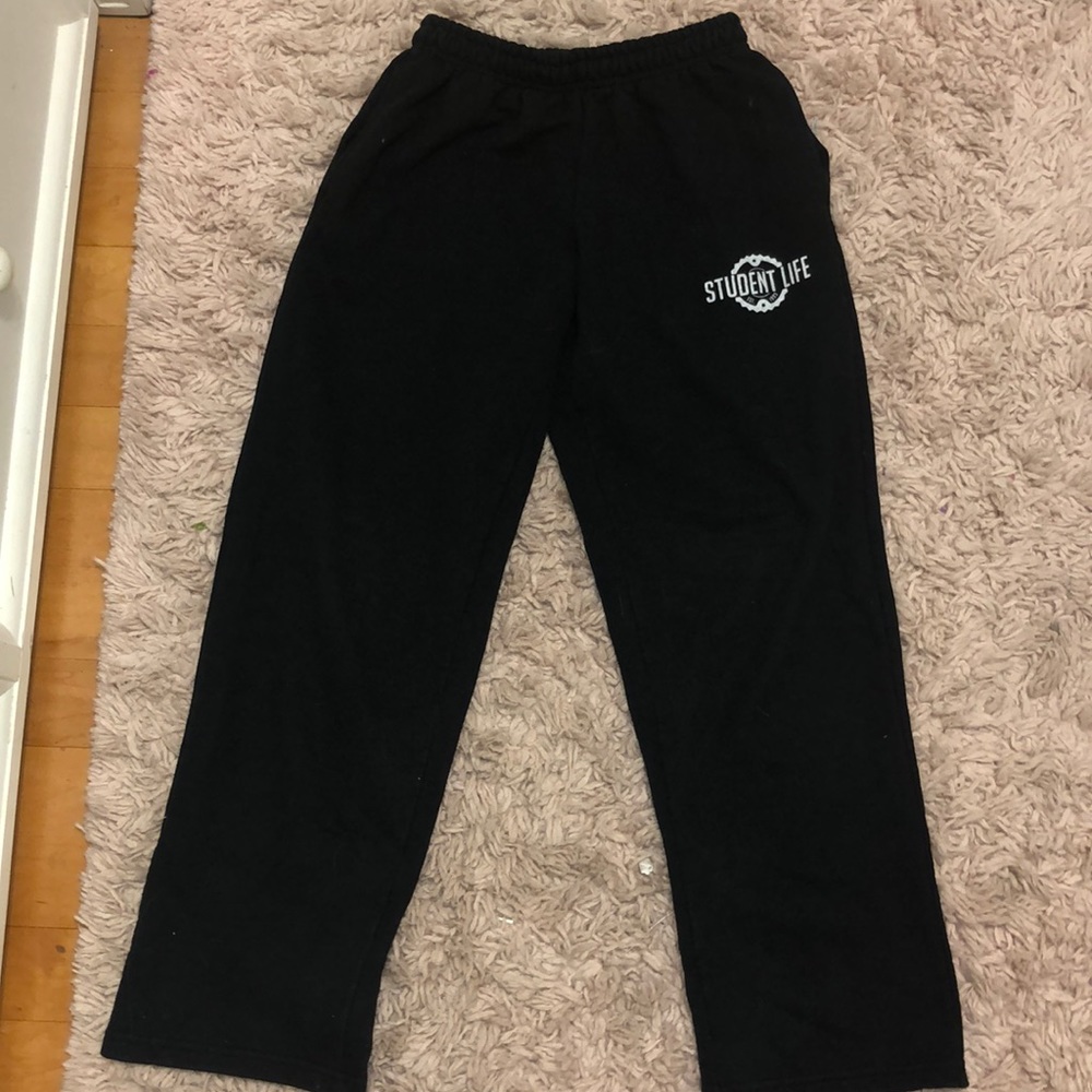 STUDENT LIFE black sweatpants!